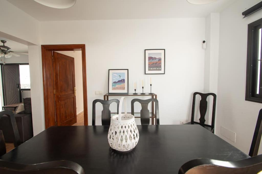 Casa Marlay Spacious, Heated Pool, Bbq & Fast Wi-Fi Only 15 Minutes Walk To Town Playa Blanca  Ngoại thất bức ảnh