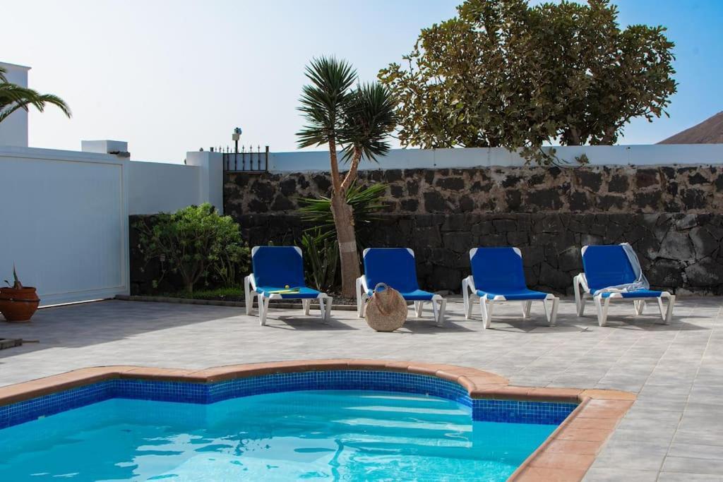 Casa Marlay Spacious, Heated Pool, Bbq & Fast Wi-Fi Only 15 Minutes Walk To Town Playa Blanca  Ngoại thất bức ảnh