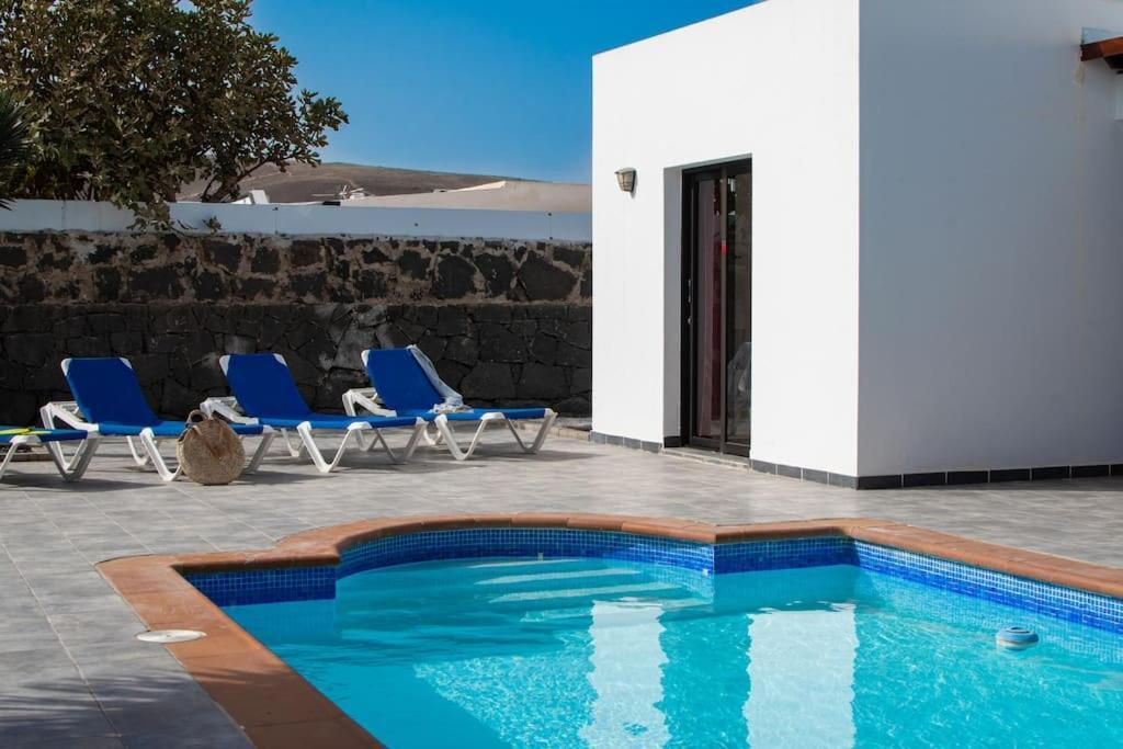 Casa Marlay Spacious, Heated Pool, Bbq & Fast Wi-Fi Only 15 Minutes Walk To Town Playa Blanca  Ngoại thất bức ảnh
